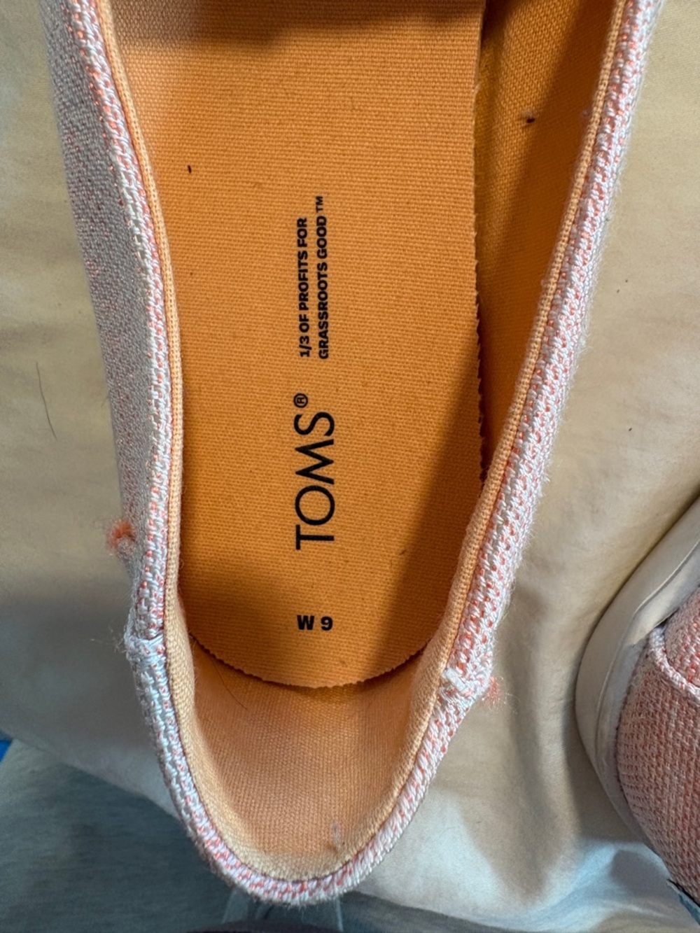 TOMS Women’s Slip-On Canvas Shoes in Light Pink/orange - Picture 6 of 6